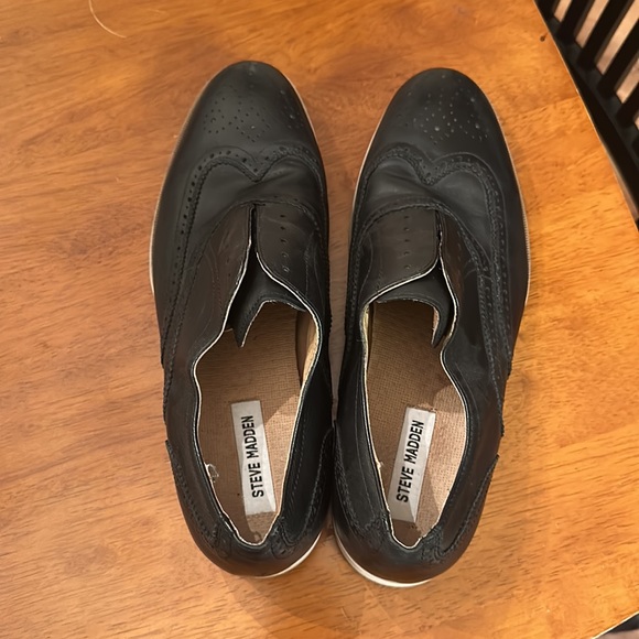 Black Steve Madden dress shoes - Picture 4 of 5